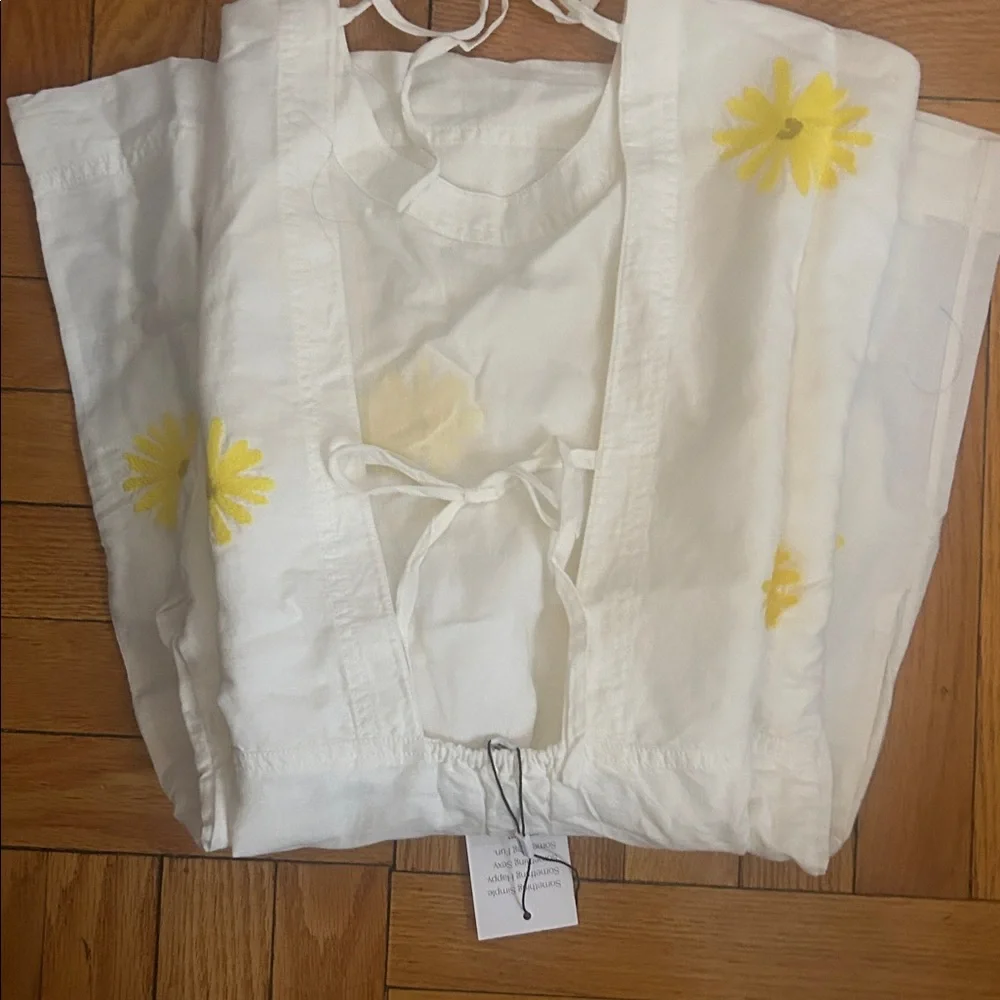 Something navy White Dress with Yellow Floral Pattern sz s nwt - Picture 4 of 4